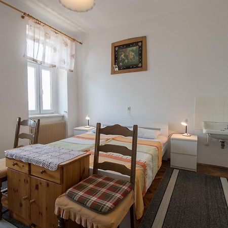 Apartments Josip By The Sea Novi Vinodolski Eksteriør billede