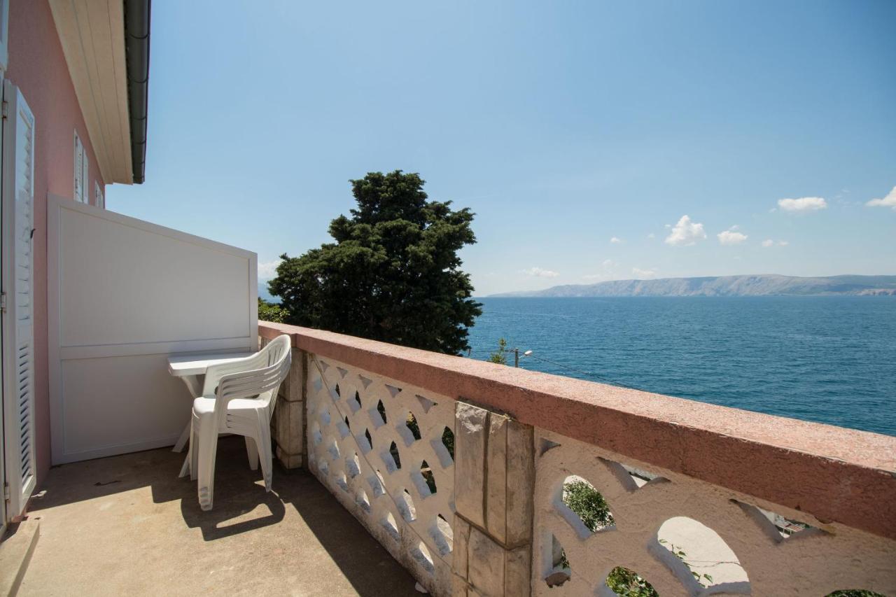 Apartments Josip By The Sea Novi Vinodolski Eksteriør billede