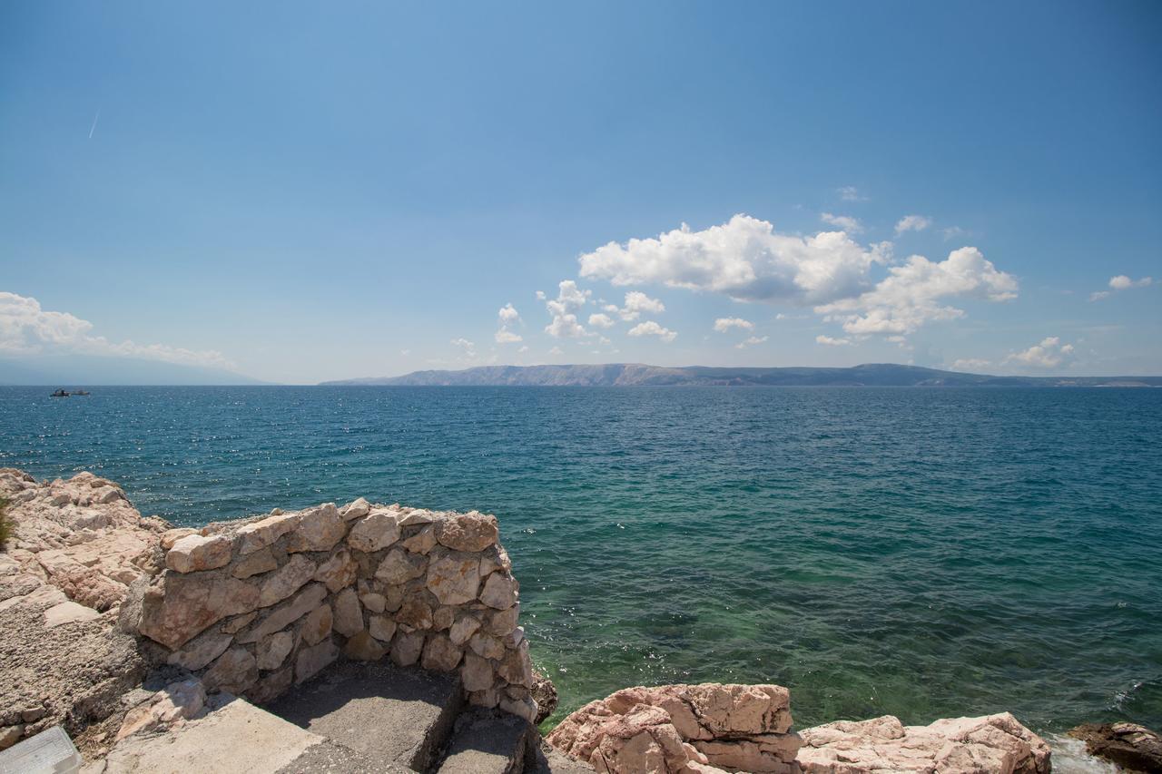 Apartments Josip By The Sea Novi Vinodolski Eksteriør billede
