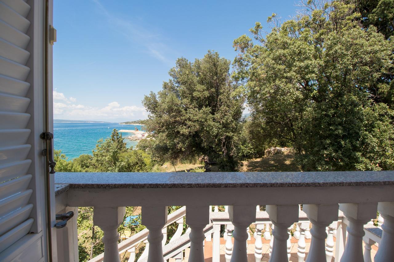 Apartments Josip By The Sea Novi Vinodolski Eksteriør billede